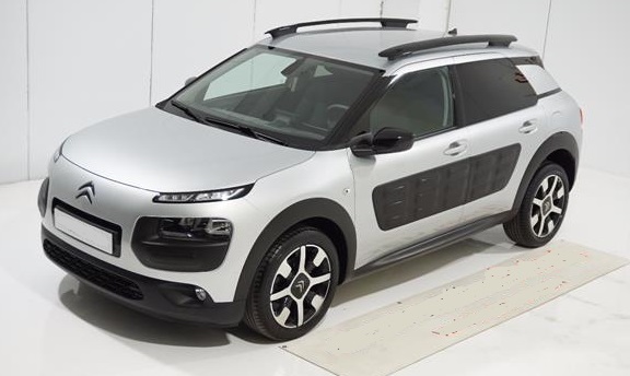 Left hand drive CITROEN C4 CACTUS 1.6BlueHDi 100 ETG6 Feel Edition Spanish Reg